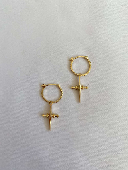 Gold earring in shape of a dagger