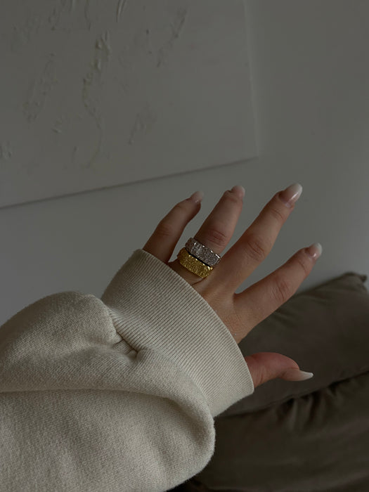 SIGN RING (available in silver + gold)