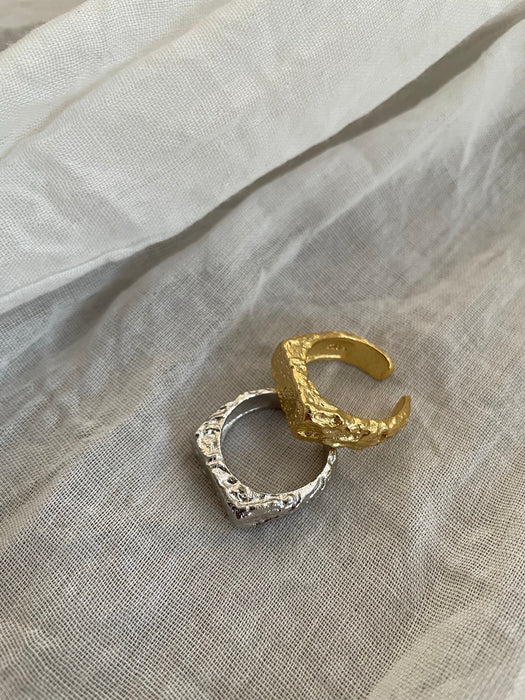 SIGN RING (available in silver + gold)